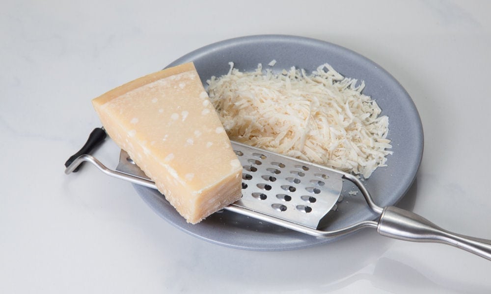 Kaastaart met vier soorten kaas